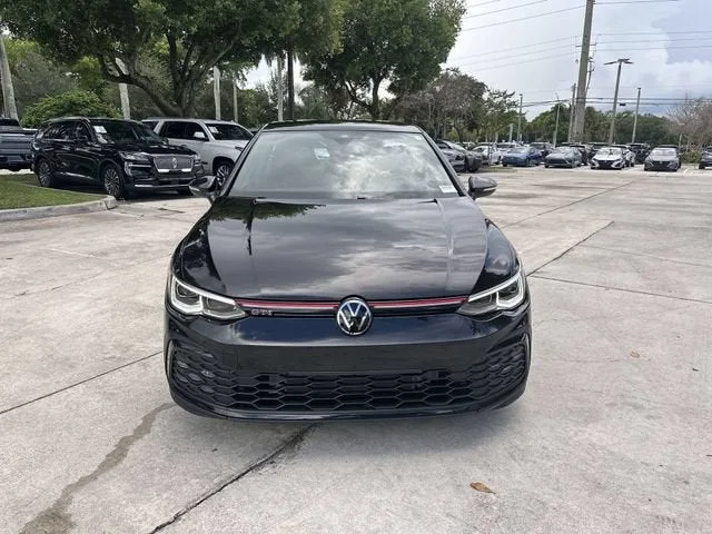 2023 Volkswagen Golf GTI SE photo 18