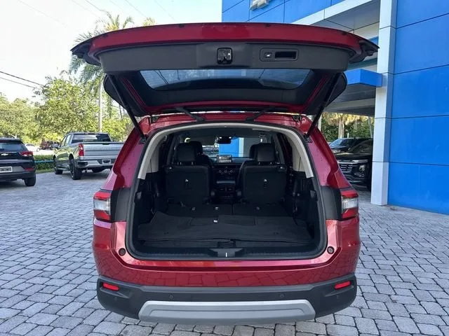 2024 Honda Pilot EX-L 7 Passenger photo 28