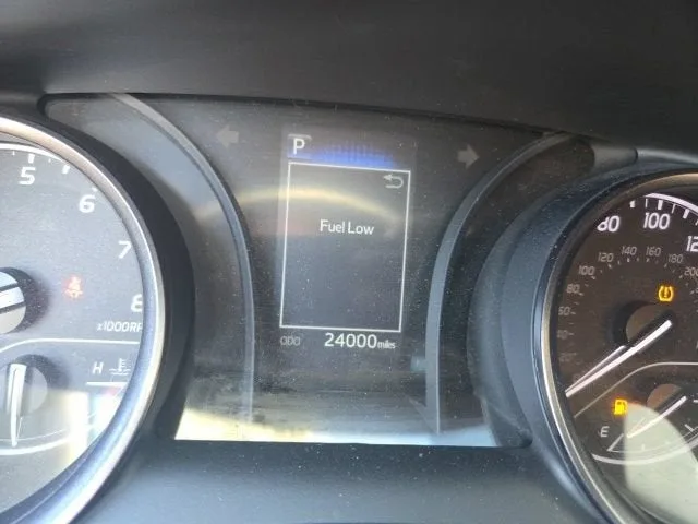 2023 Toyota Camry SE photo 15