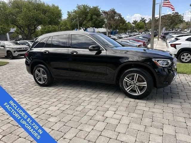 2022 Mercedes-Benz GLC GLC 300 photo 15