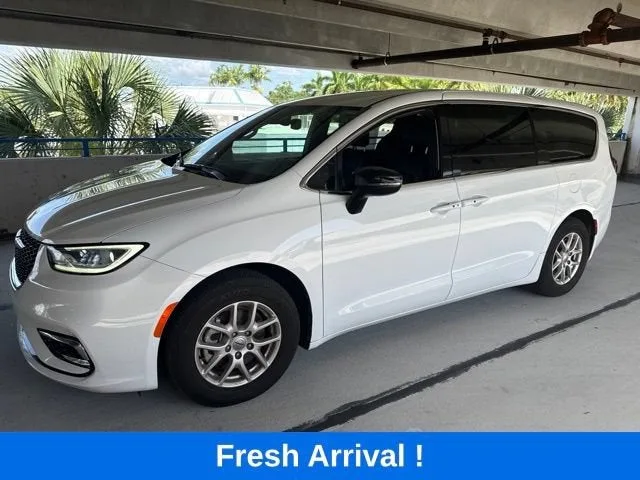 2025 Chrysler Pacifica