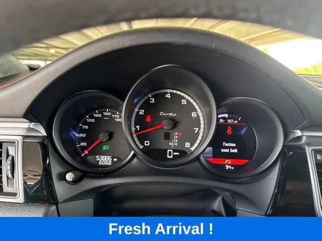 2018 Porsche Macan Turbo photo 5