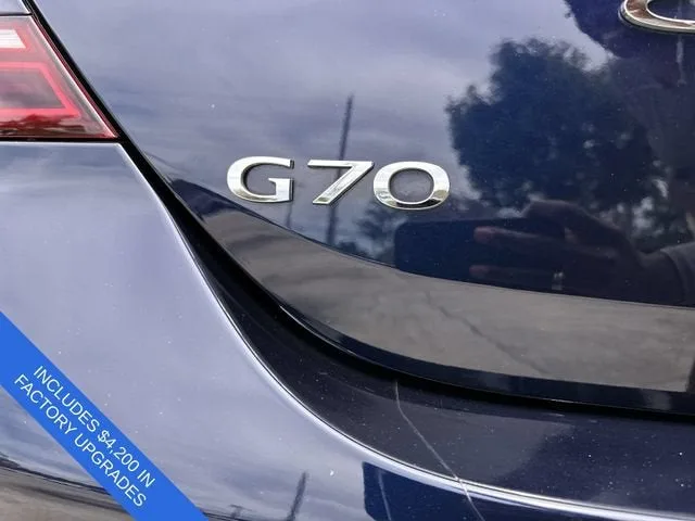 2023 Genesis G70 2.0T photo 39