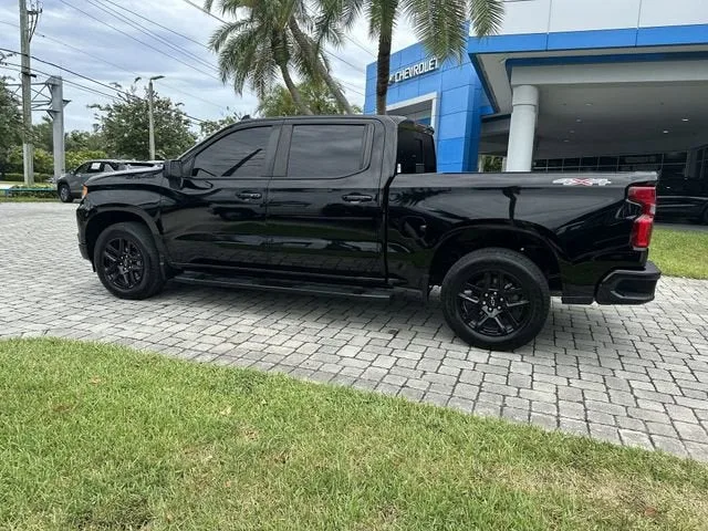 2024 Chevrolet Silverado 1500 RST photo 34