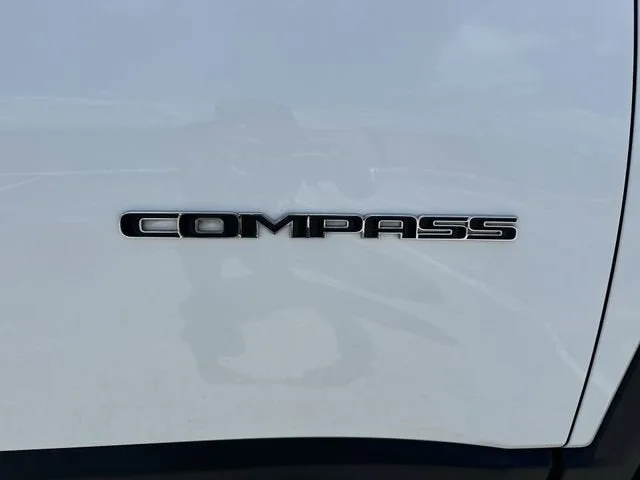 2023 Jeep Compass Sport photo 36