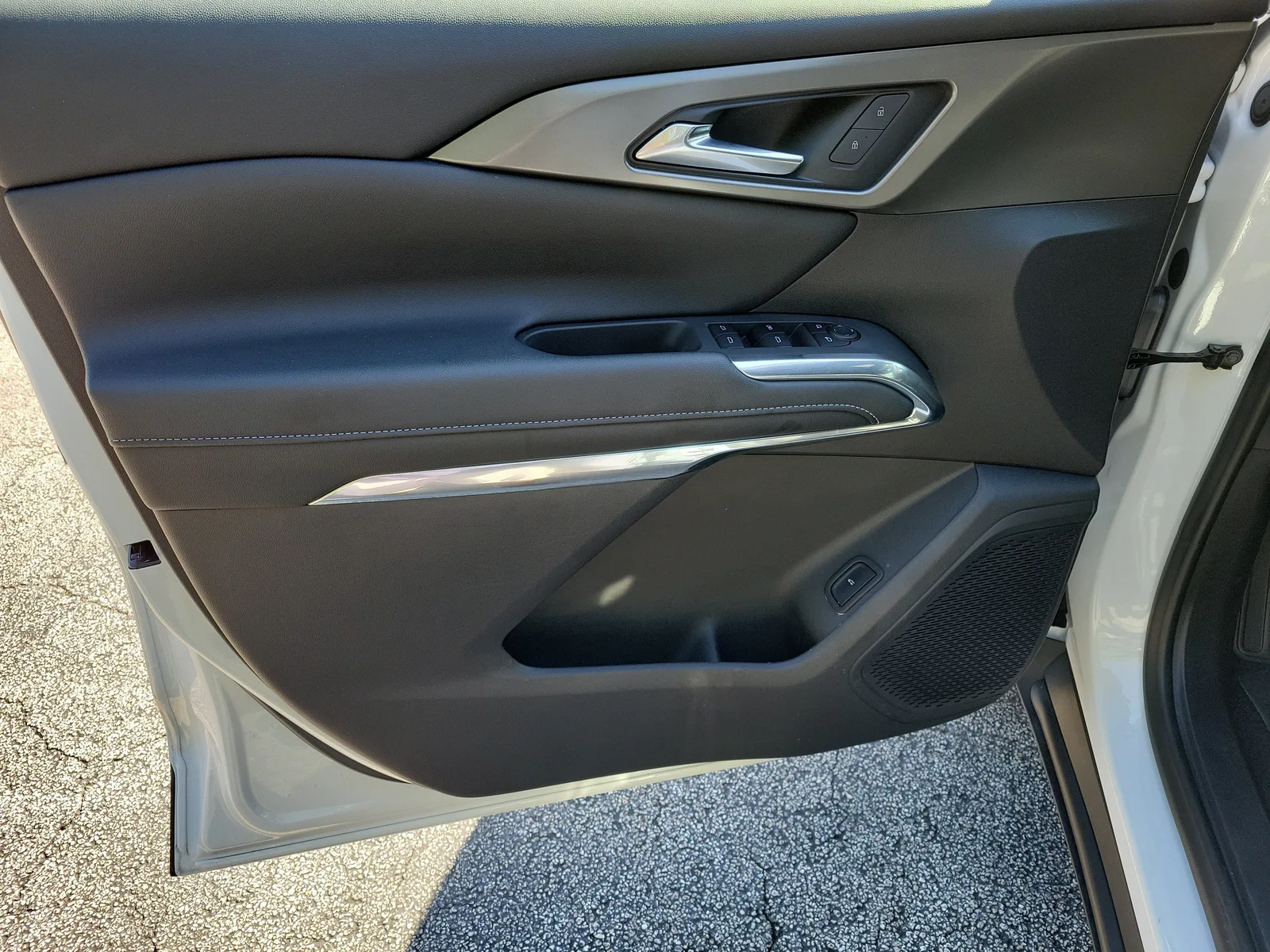 2025 Chevrolet Traverse LT photo 22