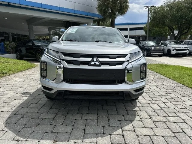 2025 Mitsubishi Outlander Sport S photo 19