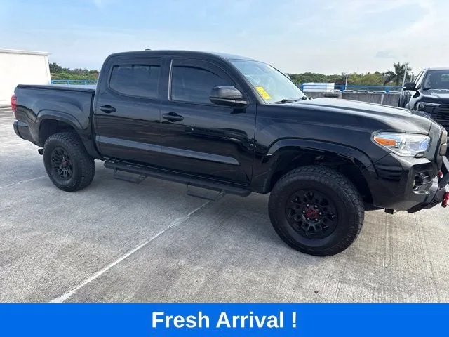 2023 Toyota Tacoma 4WD SR photo 14