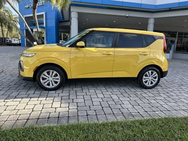 2020 Kia Soul LX photo 31