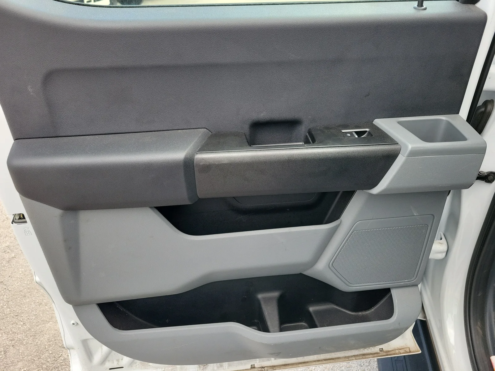 2026 Ford Super Duty F-250 SRW XL photo 18