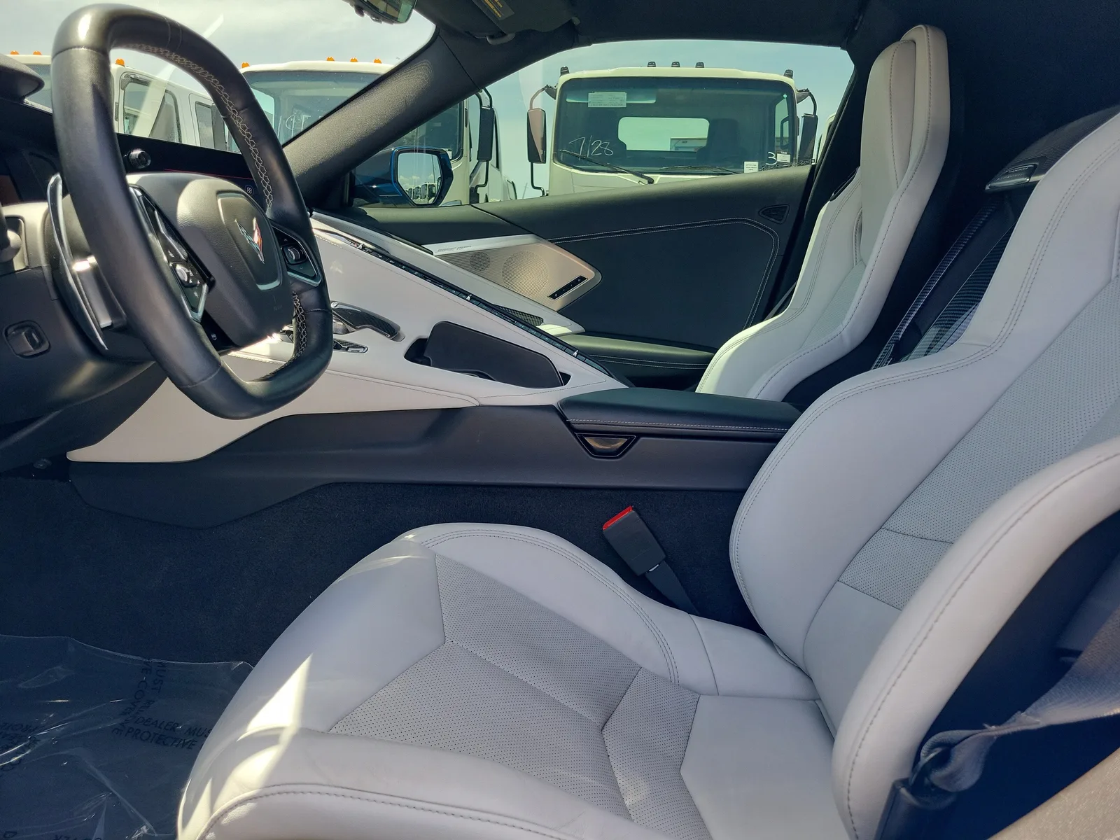 2022 Chevrolet Corvette Stingray 2LT photo 17