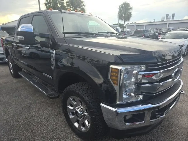 2019 Ford Super Duty F-250 SRW XL photo 6