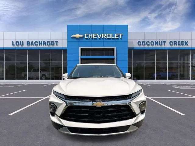 2023 Chevrolet Blazer 2LT photo 3