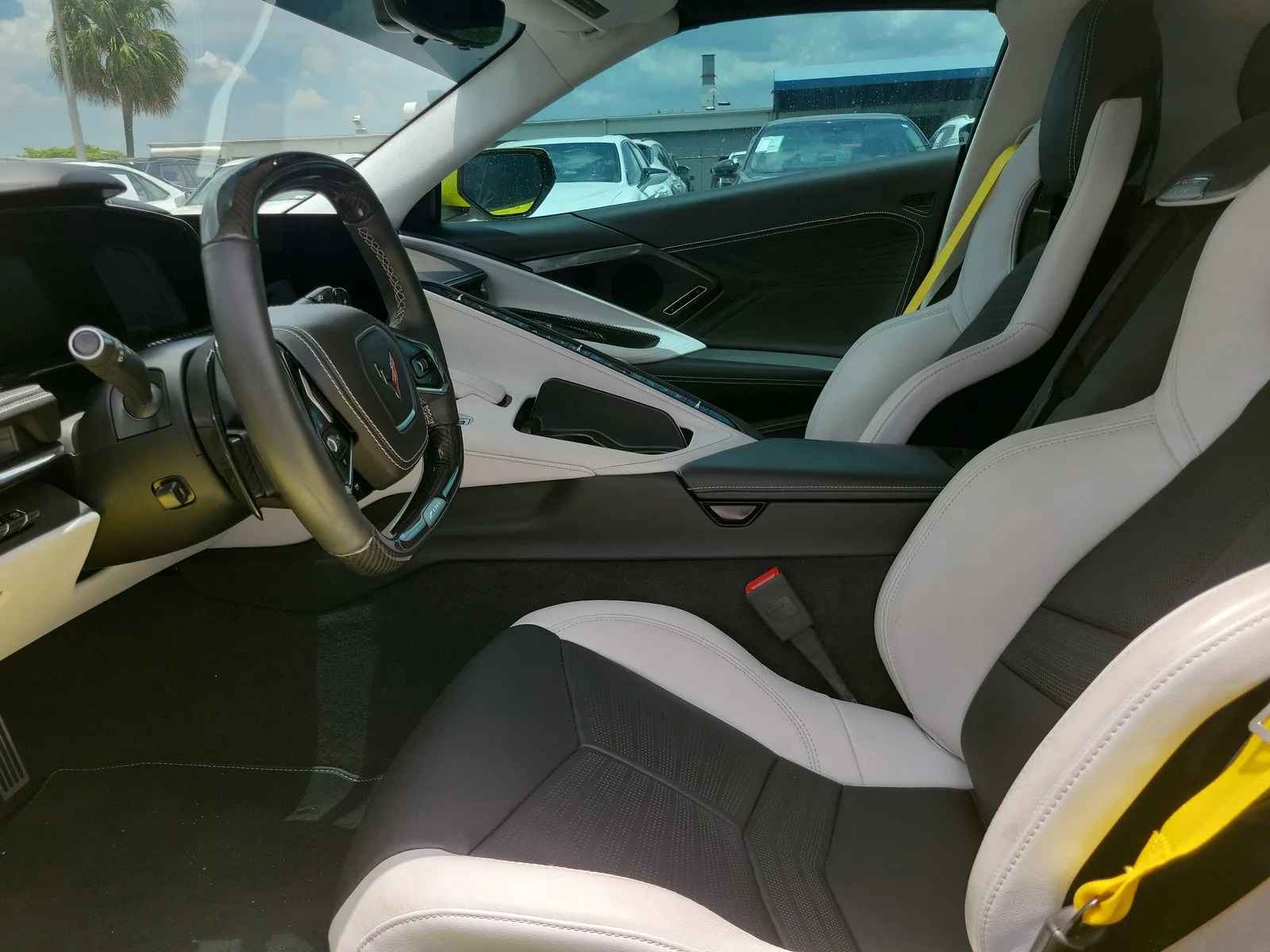 2023 Chevrolet Corvette Z06 3LZ photo 9