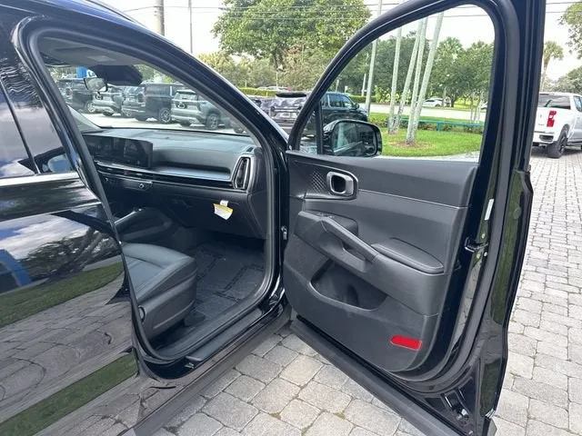 2026 Kia Sorento S photo 23