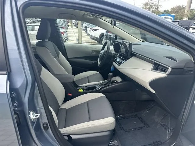 2024 Toyota Corolla LE photo 29