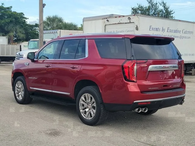2024 GMC Yukon Denali photo 5
