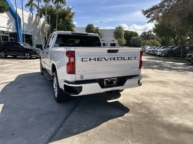 2025 Chevrolet Silverado 1500 Custom photo 35