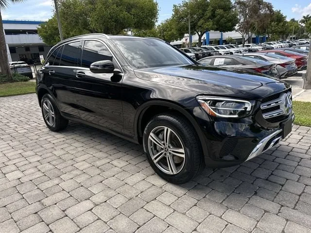 2022 Mercedes-Benz GLC GLC 300 photo 16