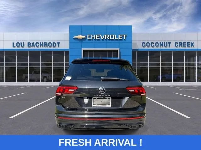 2022 Volkswagen Tiguan SE R-Line Black photo 7