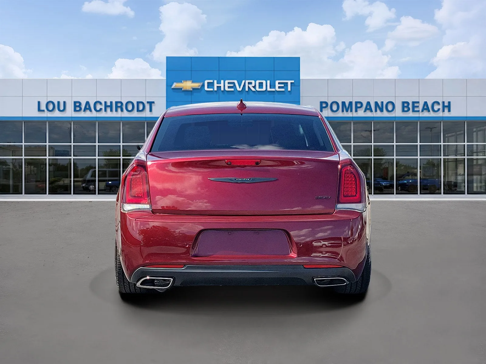 2021 Chrysler 300 Touring L photo 4