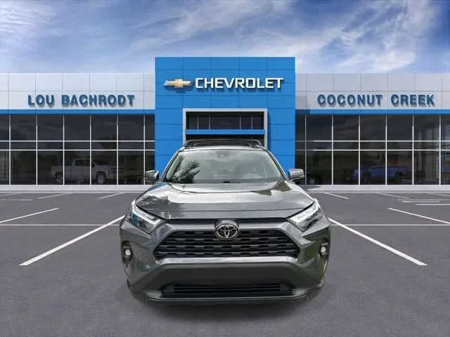 2024 Toyota RAV4 XLE Premium photo 3