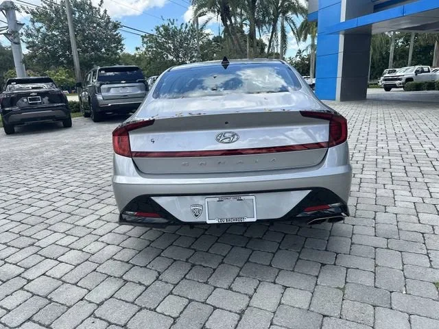 2020 Hyundai Sonata SEL photo 16