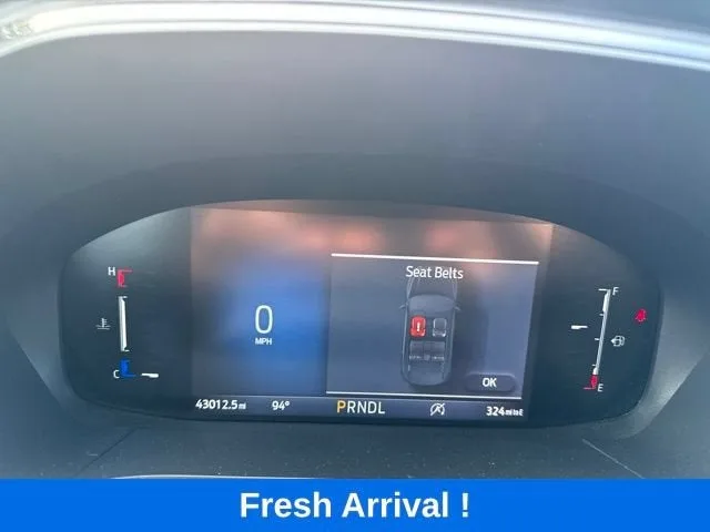 2025 Ford Escape ST-Line photo 5
