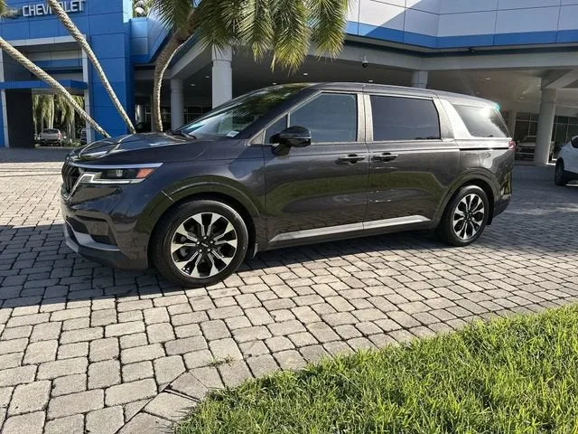 2023 Kia Carnival EX photo 31