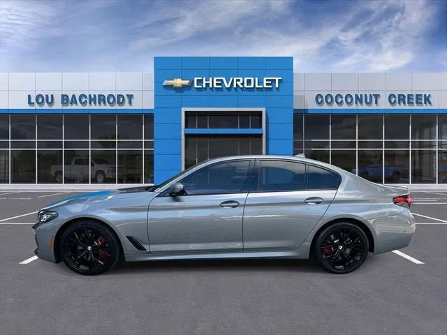 2023 BMW 5 Series 530i photo 5