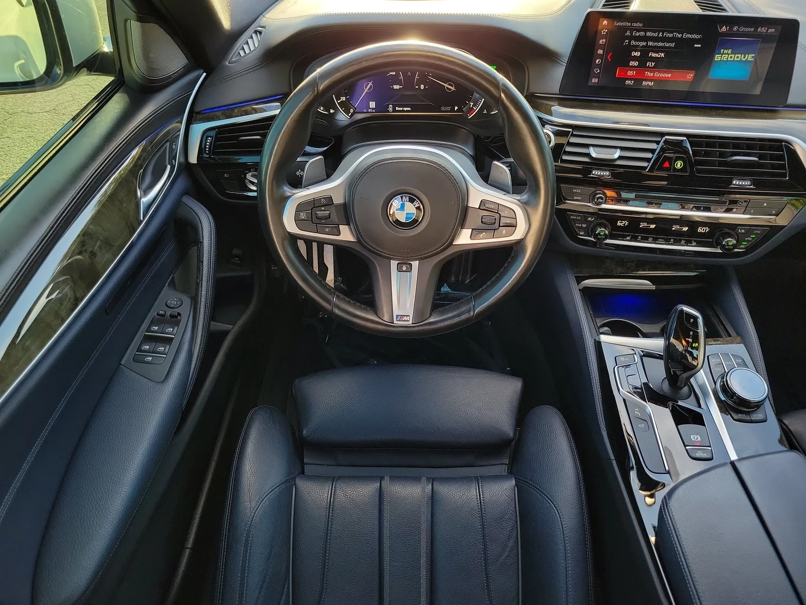 2019 BMW 5 Series 540i photo 15
