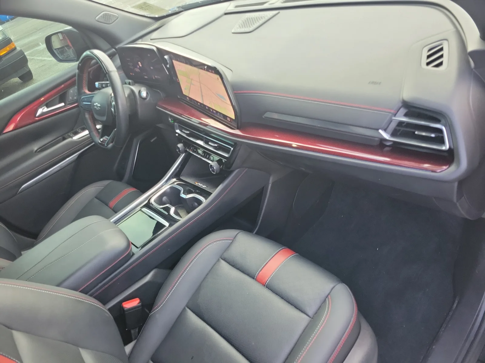 2024 Chevrolet Traverse RS photo 9