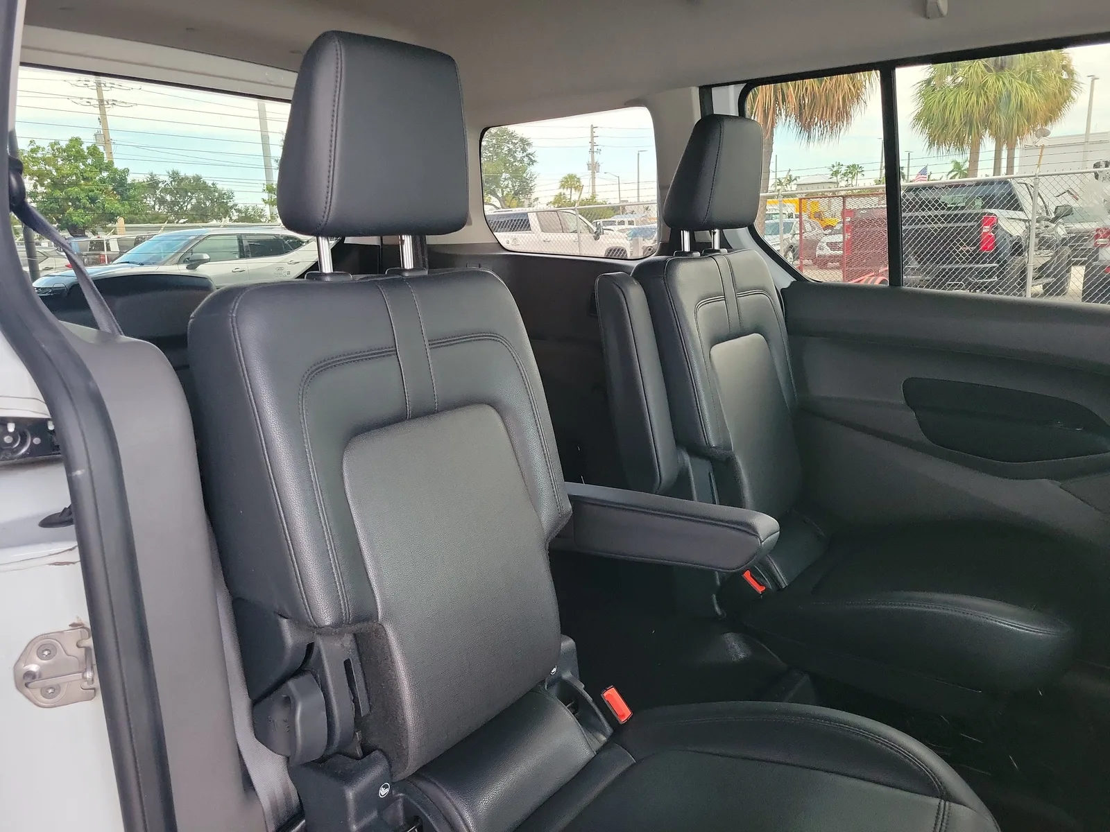 2022 Ford Transit Connect Wagon XL photo 6