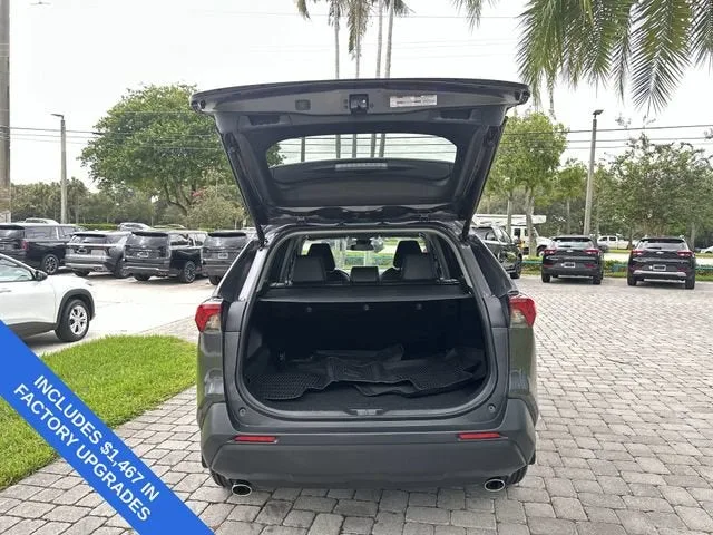 2024 Toyota RAV4 XLE Premium photo 28