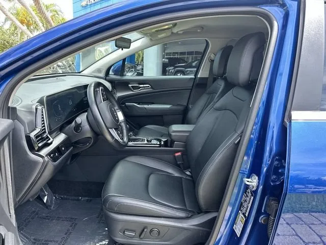 2025 Kia Sportage EX photo 30