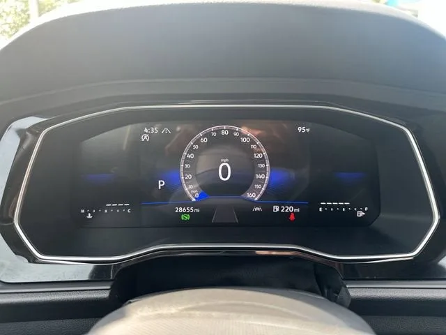 2024 Volkswagen Jetta SE photo 26