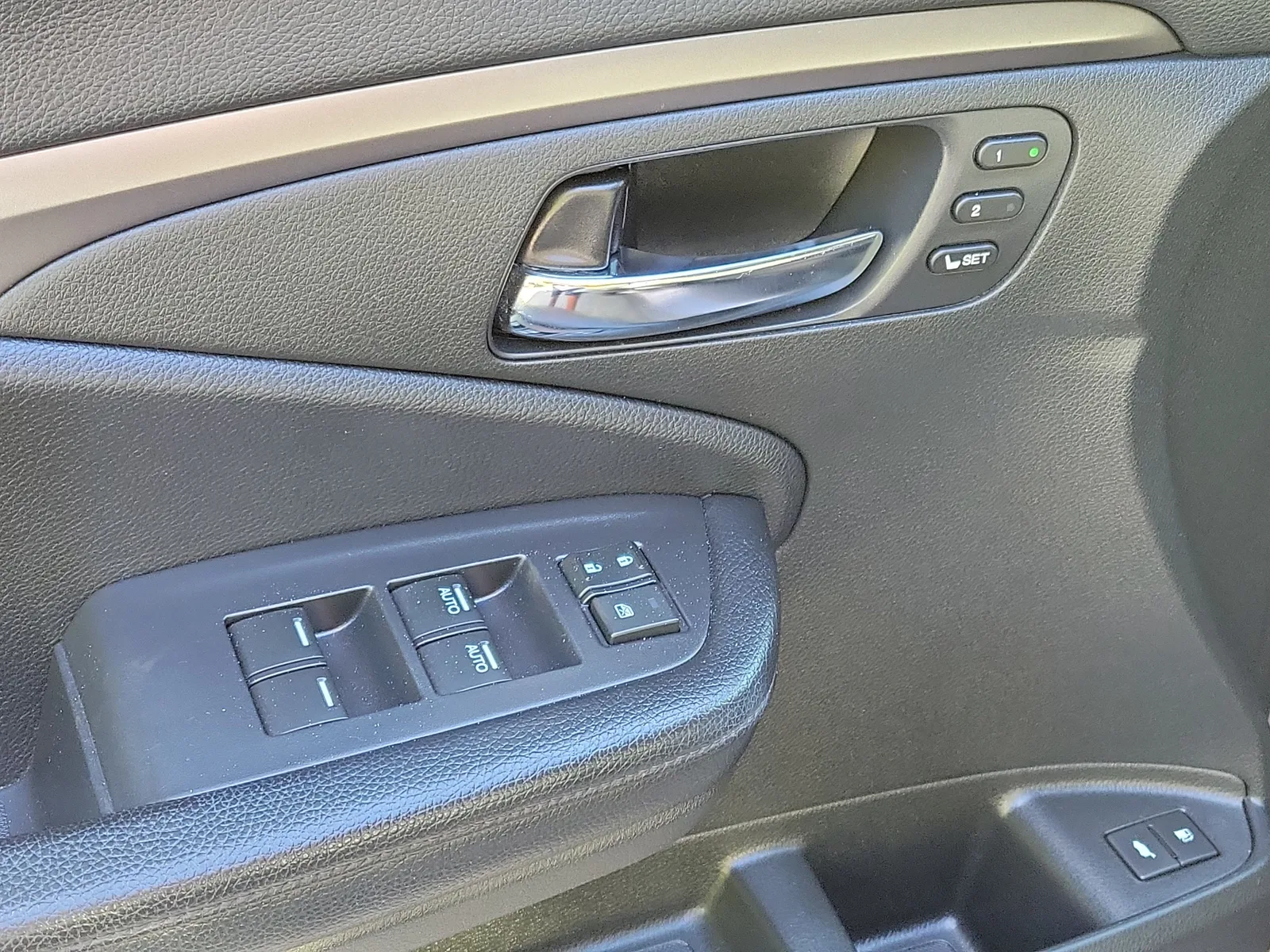 2019 Honda Pilot EX-L photo 23