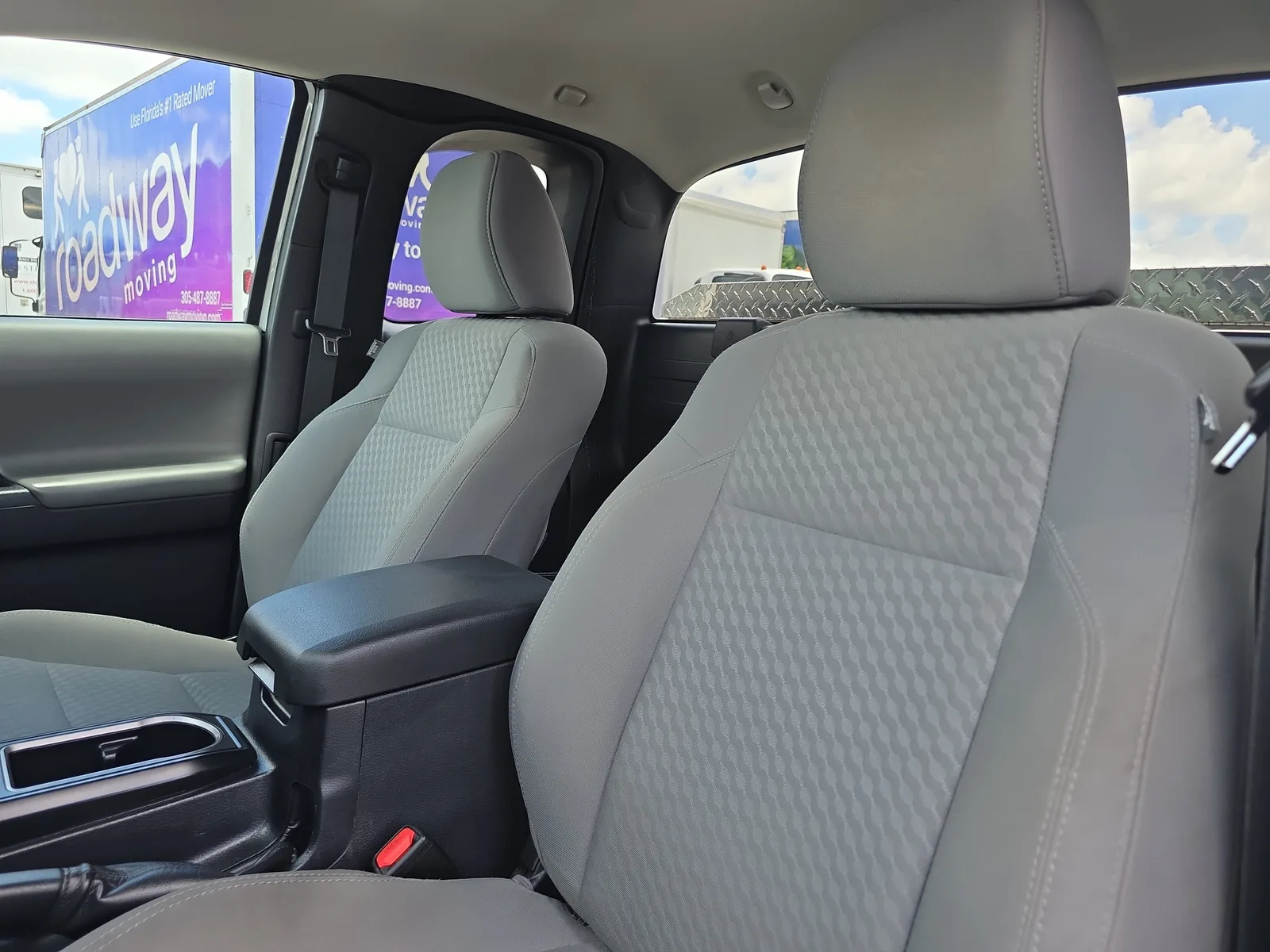 2021 Toyota Tacoma 4WD SR photo 23