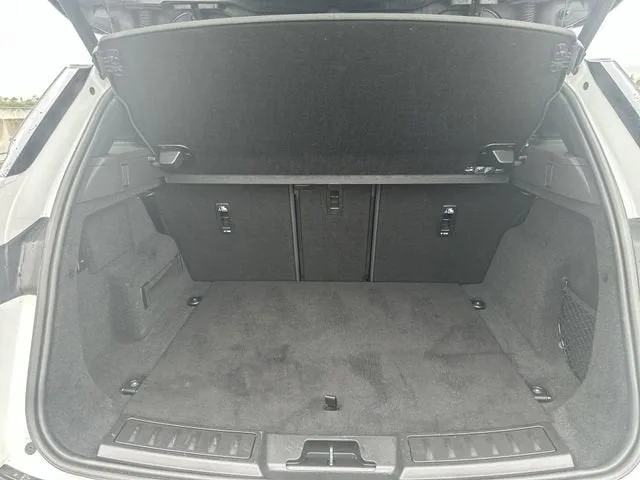 2024 Land Rover Range Rover Evoque Core S photo 28