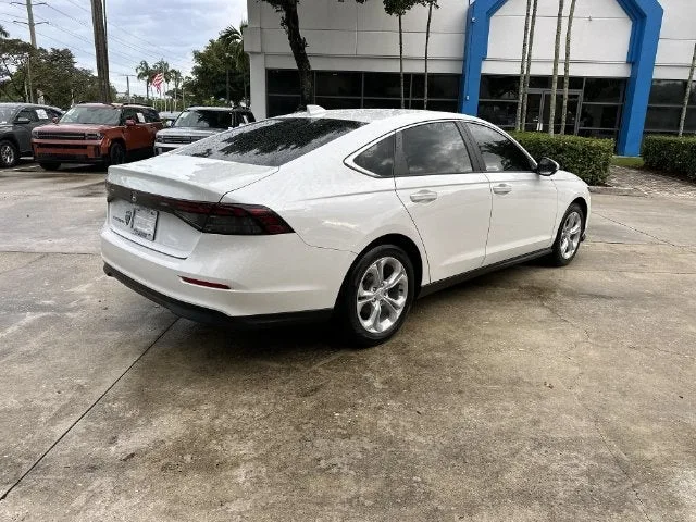 2024 Honda Accord Sedan LX photo 38