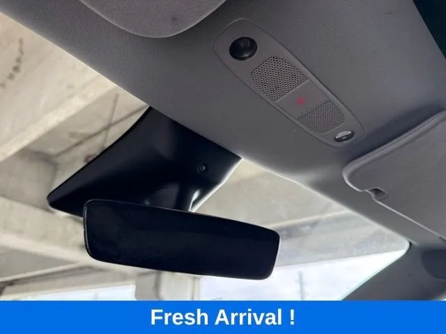 2023 Tesla Model Y Long Range photo 7