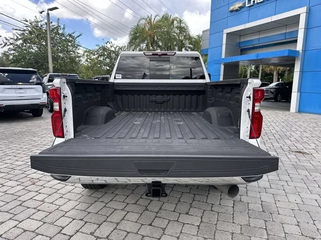 2024 Chevrolet Silverado 3500 HD LTZ photo 28