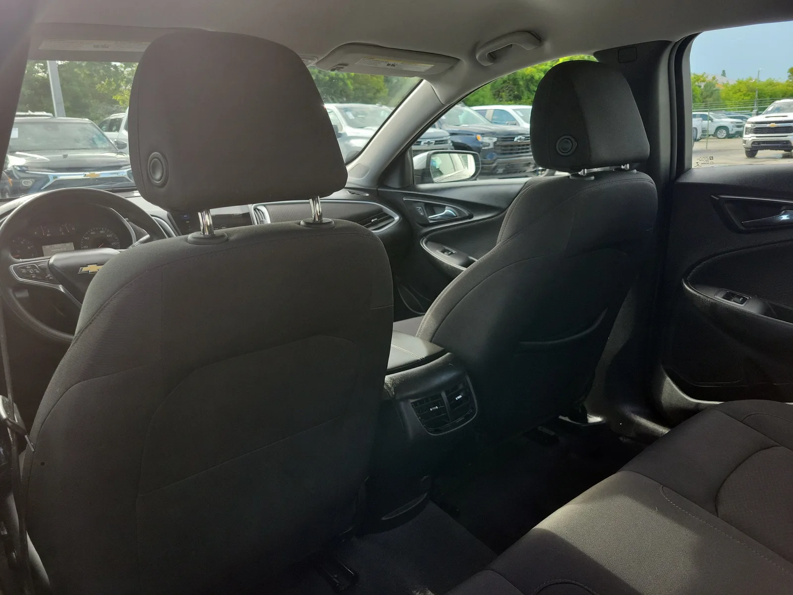 2023 Chevrolet Malibu LT photo 15