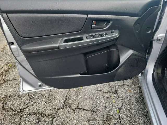 2012 Subaru Impreza Sedan 2.0i photo 21