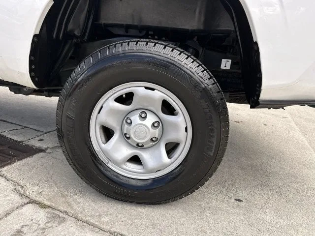 2022 Toyota Tacoma 2WD SR photo 11