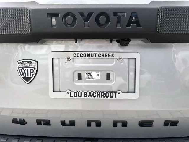 2025 Toyota 4Runner SR5 photo 13