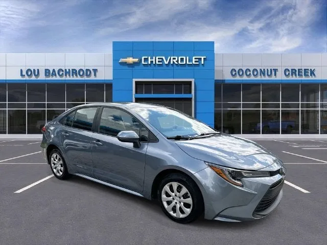 2024 Toyota Corolla LE photo 2