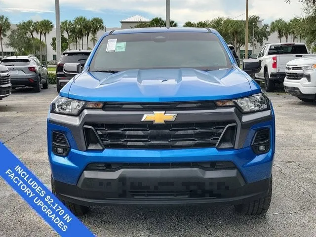 2024 Chevrolet Colorado LT photo 8