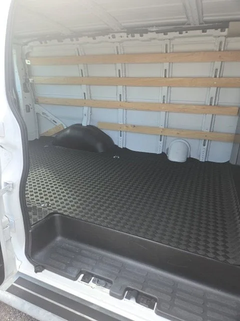 2025 Chevrolet Express Cargo WT photo 15