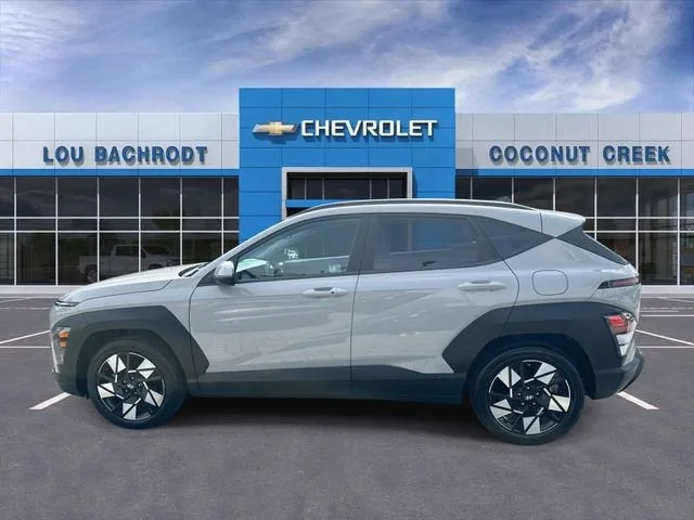2025 Hyundai Kona SEL photo 5